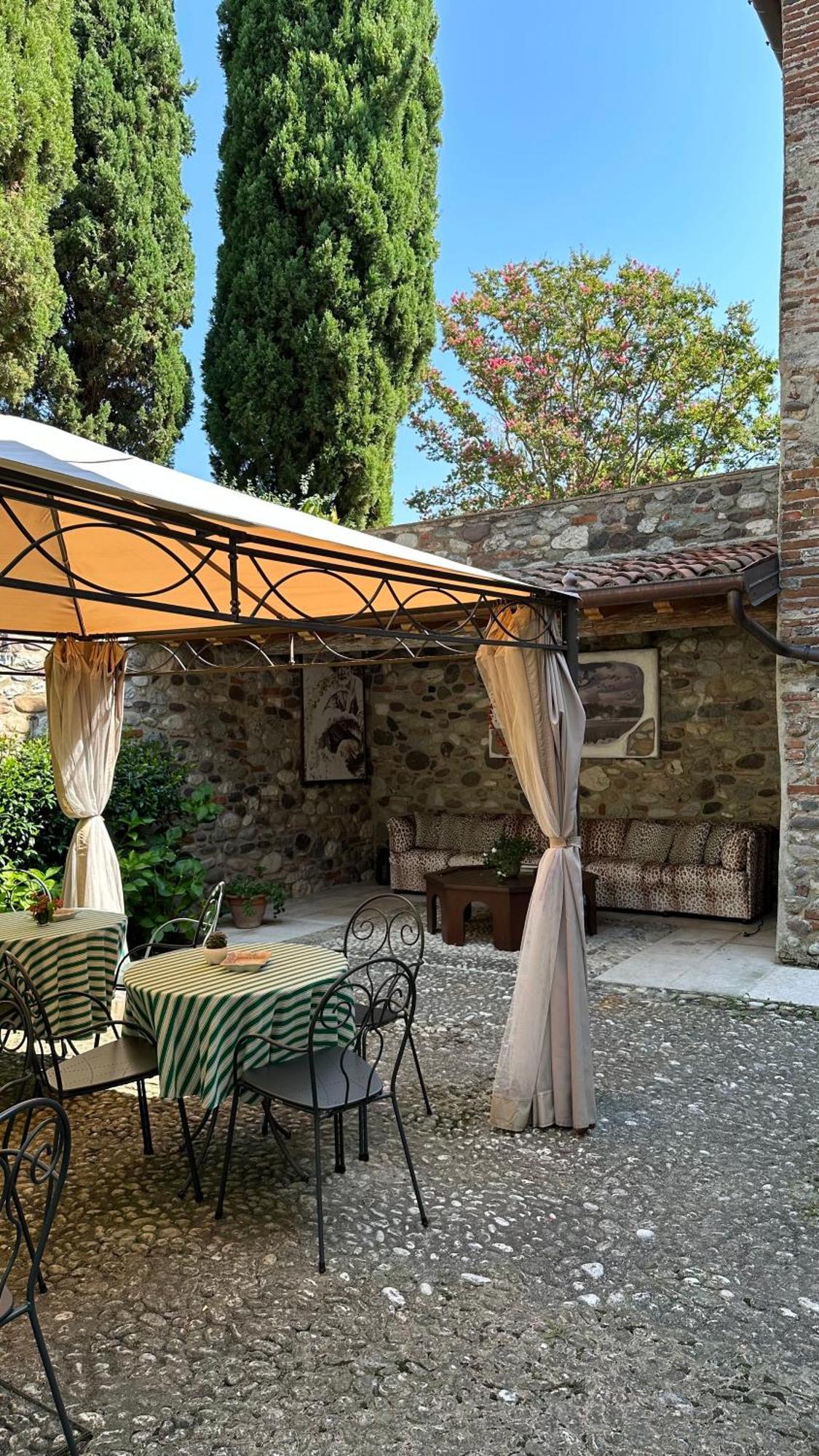 Ca' Hemingway Aparthotel Bassano del Grappa Exteriör bild
