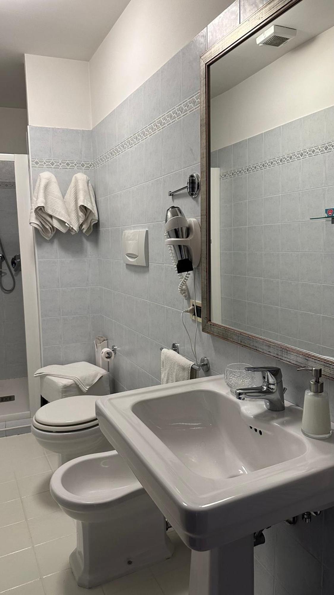 Ca' Hemingway Aparthotel Bassano del Grappa Exteriör bild