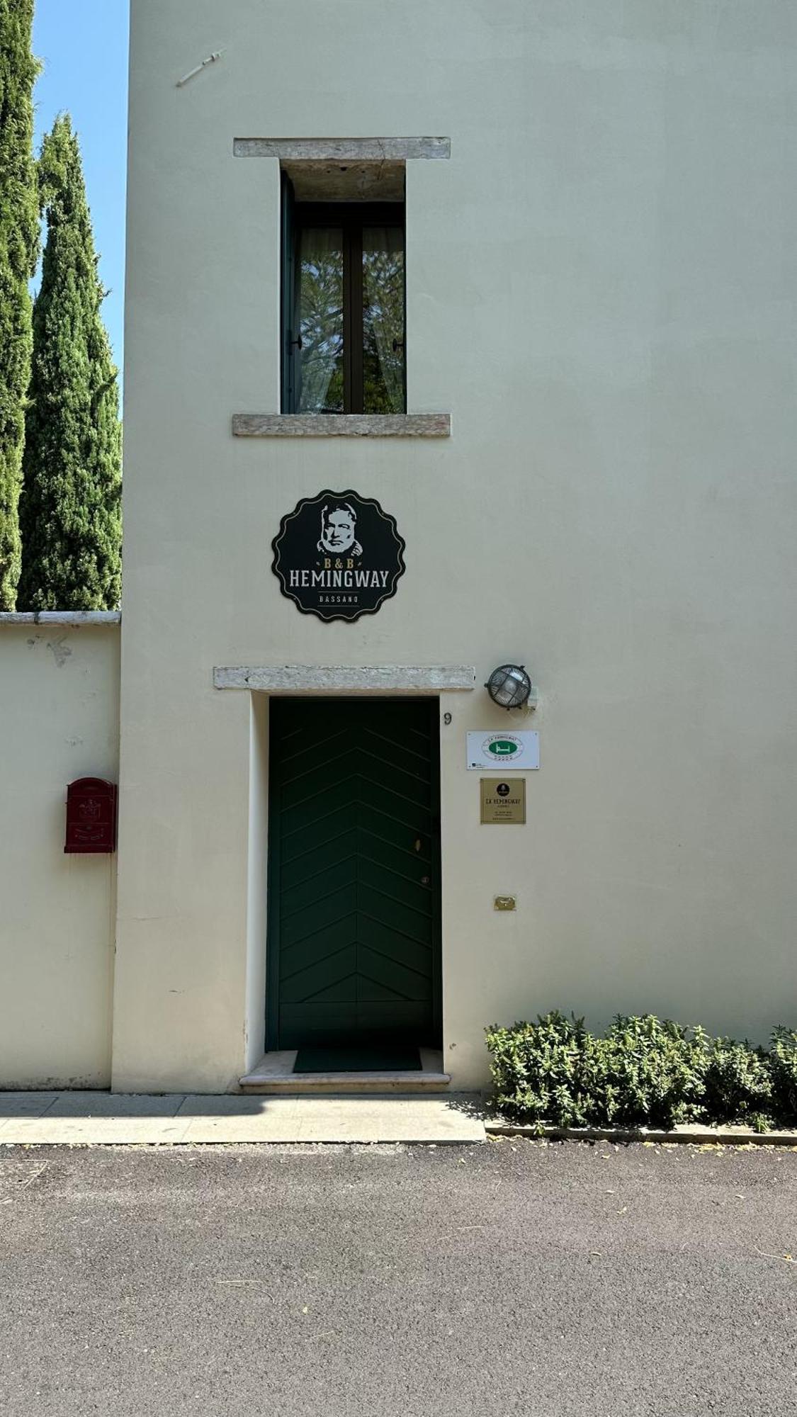Ca' Hemingway Aparthotel Bassano del Grappa Exteriör bild